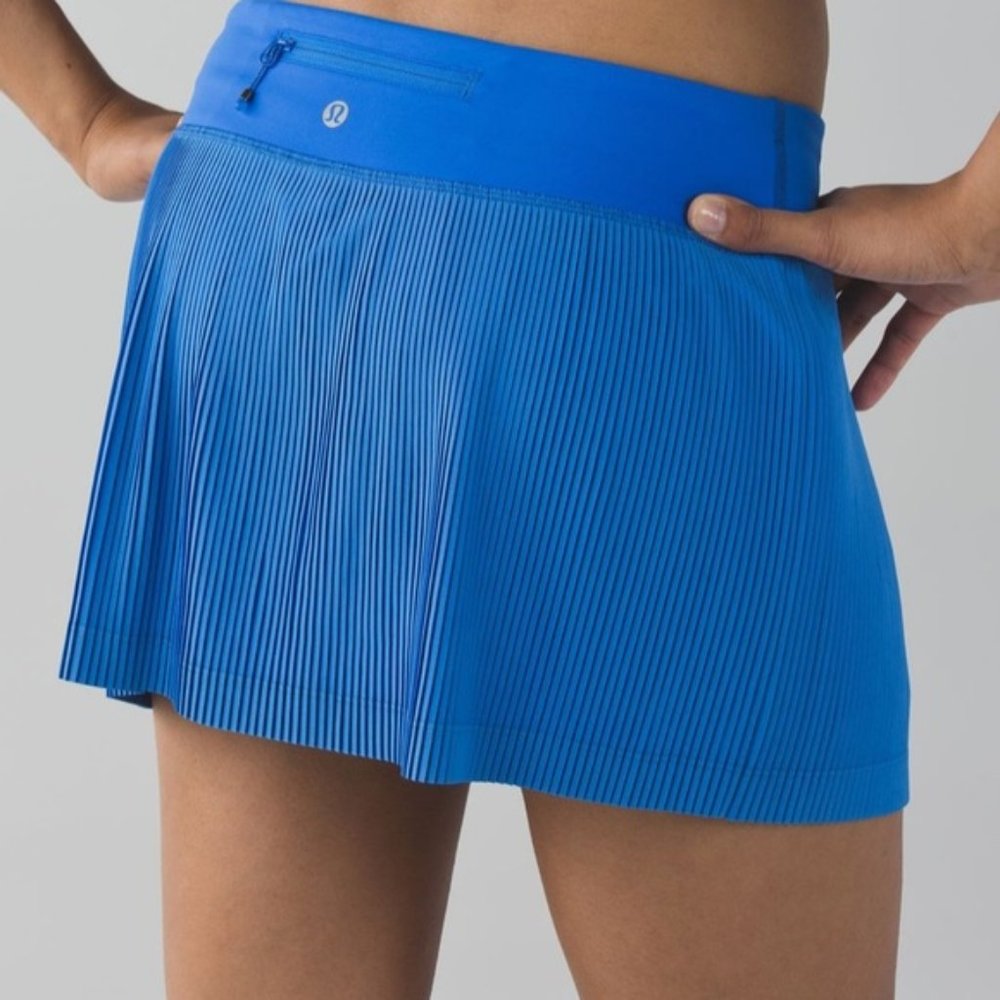 Lululemon Pleat To Street Skirt lll pipe blue  tennis skirt  sz 2   NEW